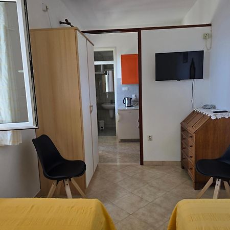 Apartments Bajo - Free Parking Dubrovnik Ngoại thất bức ảnh