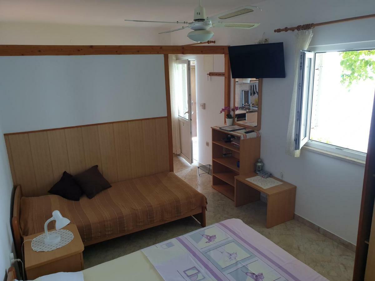 Apartments Bajo - Free Parking Dubrovnik Ngoại thất bức ảnh